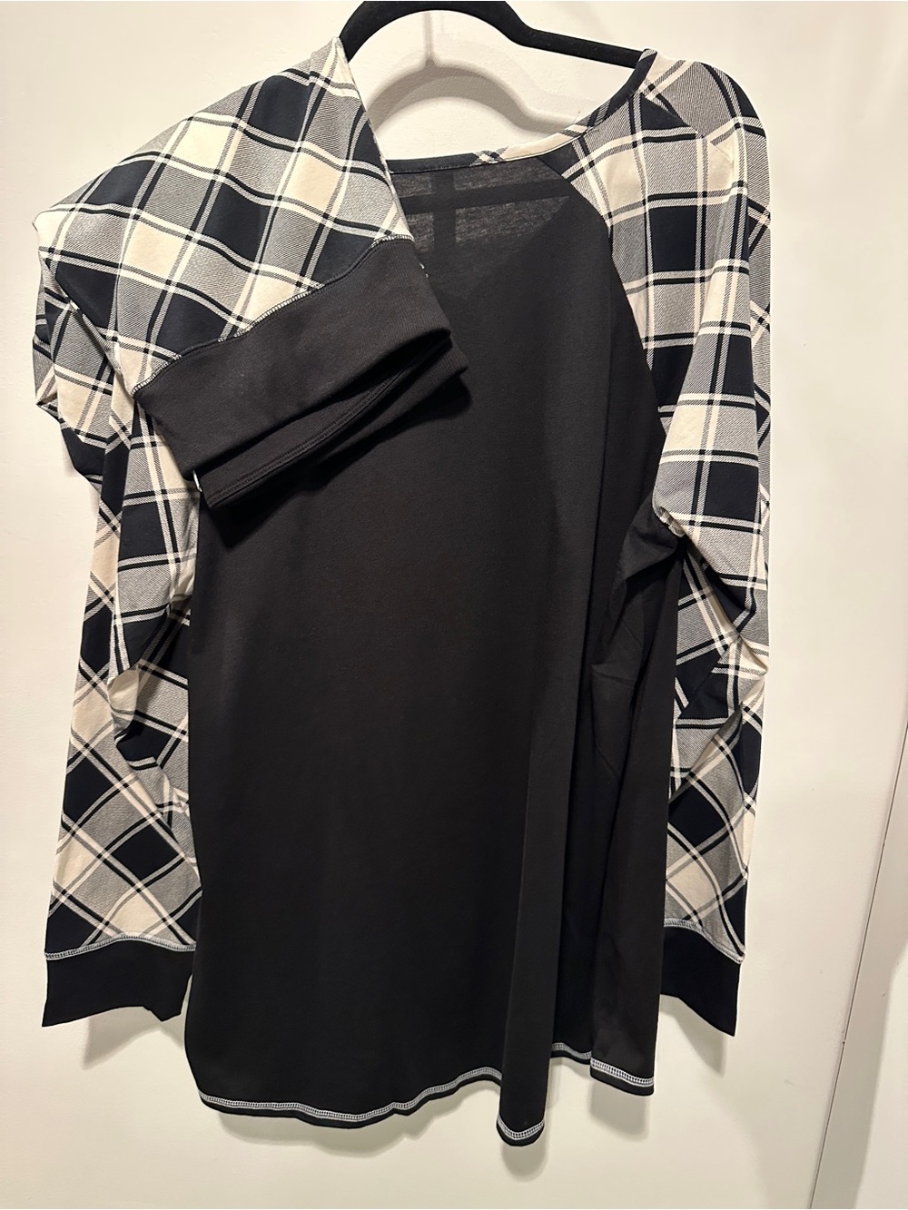 NWOT Cacique Cozy Plaid-Trim Black Lounge Pants & Top Set 18/20 - Picture 6 of 14